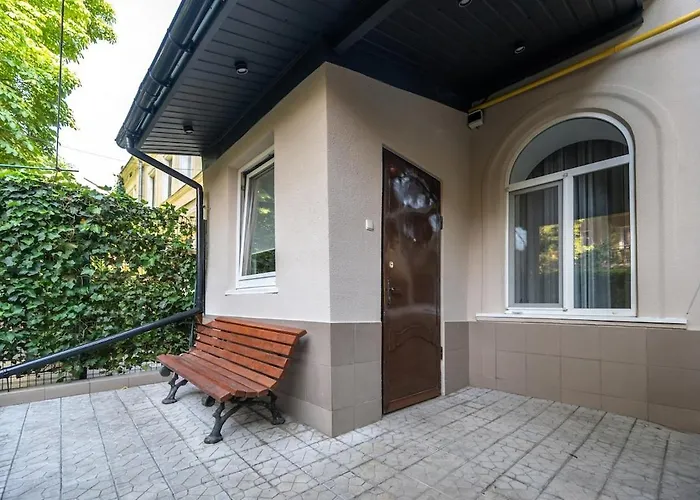 дім з двориком, центр, море Будинок відпочинку Одеса