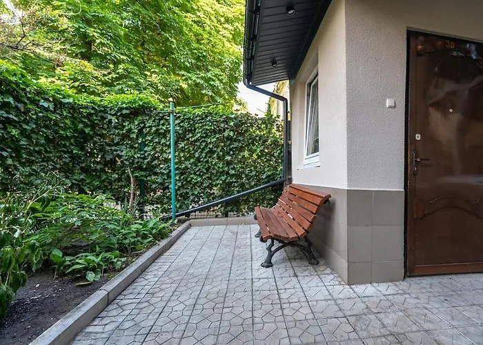 дім з двориком, центр, море Hébergement de vacances *