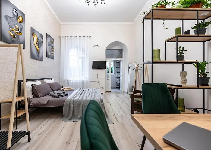 дім з двориком, центр, море * Одесса